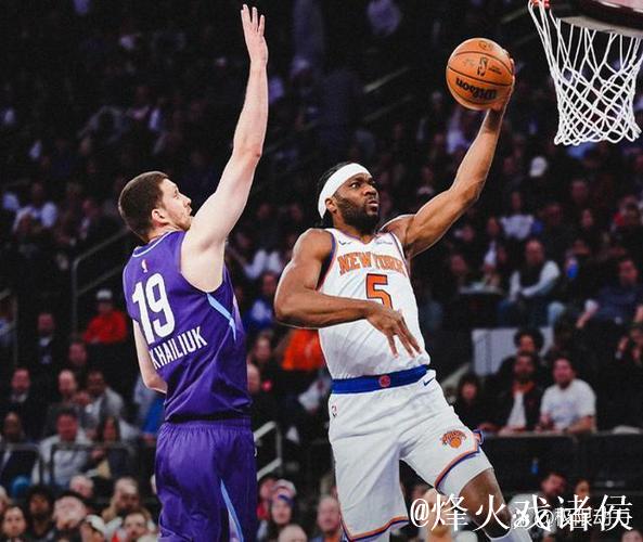 唐斯31+21助尼克斯豪取9连胜 猛龙力克篮网终结11连败 唐斯31+21助尼克斯豪取9连胜 猛龙力克篮网终结11连败