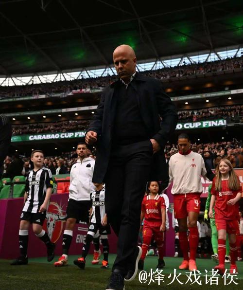 英超-伊萨克建功 利物浦2-1击败热刺迎来三连胜 英超-伊萨克建功 利物浦2-1击败热刺迎来三连胜