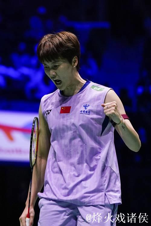 羽毛球世锦赛：陈雨菲战胜对手晋级女单第二轮